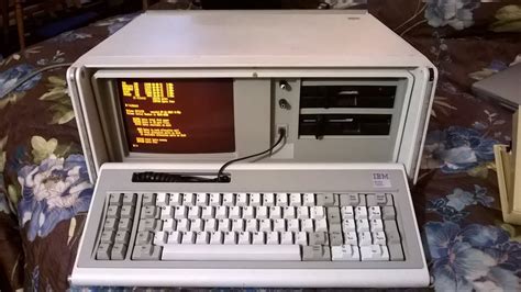 IBM 5155 Portable PC (1984) (Part 1/2) - YouTube