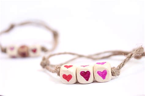 20 Heart Friendship Bracelet Patterns - Guide Patterns