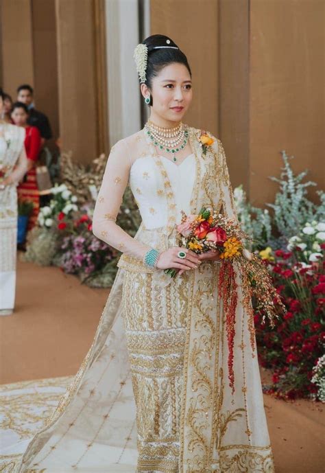 Myanmar traditional wedding dress – Artofit