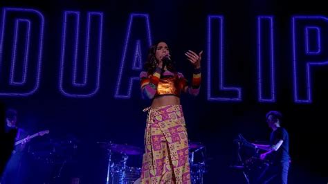 Dua Lipa 'Be The One' Live from the NME Awards 2017 | Lipa, Dua, Music ...