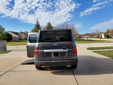 2011 Honda Element Wheelchair accessible vehicle for sale in Morris, IL / classiccarsbay.com