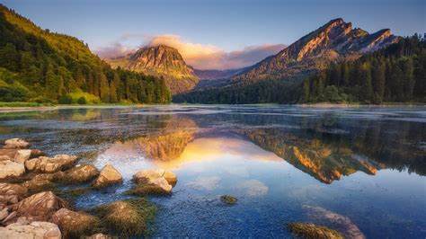 Lake Obersee, Glarus, Switzerland Glarus, Swiss Alps, Hotels, Mountain Lake, Nature Images ...