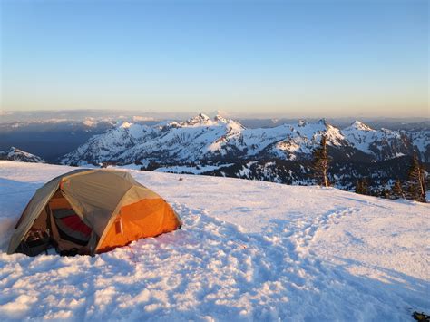 Snow Camping 101: An Ode to the Cold — The Mountaineers