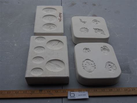 4 Simple Ceramic Molds #601A, #556A - Bodnarus Auctioneering