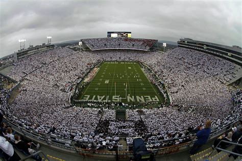 Flyers considering Penn State stadium for game