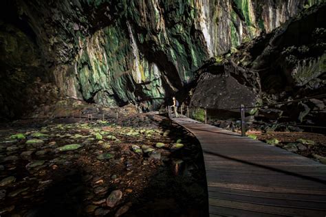 Exploring Mulu Caves At Gunung Mulu National Park In Sarawak, Malaysia ...