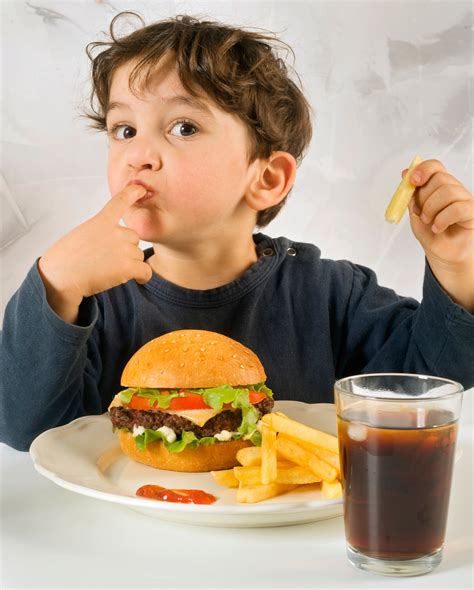 9 deadly side effects of junk food in kids