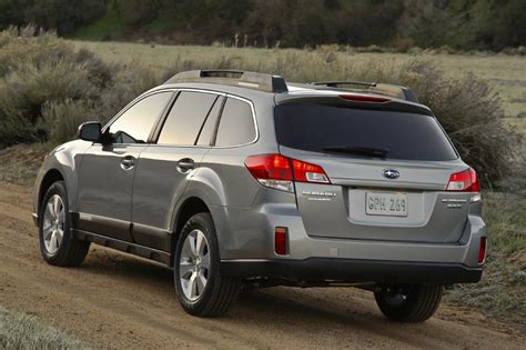 2010-14 Subaru Outback | Consumer Guide Auto