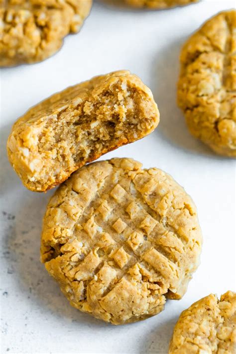 5-Ingredient Peanut Butter Protein Cookies - Eating Bird Food