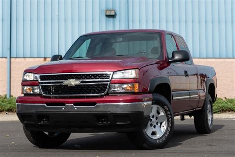 No Reserve: 336-Mile 2006 Chevrolet Silverado 1500 Z71 4x4 for sale on BaT Auctions - sold for ...