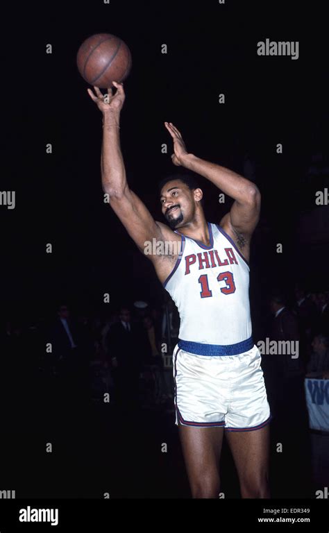 Wilt chamberlain hi-res stock photography and images - Alamy