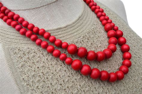 Red Bead Necklace / Red Necklace / Red Statement Necklace / - Etsy