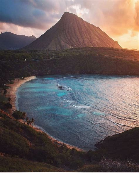 Hanauma Bay at sunrise Photo by: @alex.vision” | Maui photography, Hanauma bay, Sunrise photos