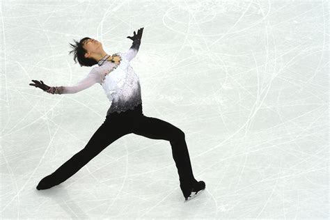 Yuzuru Hanyu of Japan Wins Men’s Figure Skating Gold - The New York Times