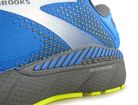 Best running shoes for flat feet | Solereview