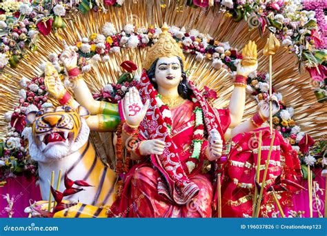 Statue of Goddess Vaishno Devi at Ardhkuwari Bhawan in India Editorial Photo - Image of ...