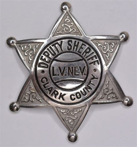 Obsolete Clark County Nevada Deputy Sheriff Badge - Jan 11, 2019 | Kraft Auction Service in IN