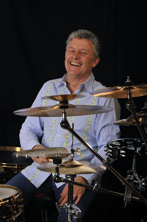 Carl Palmer pays tribute to fallen ELP bandmate on latest tour - Music Life Magazine