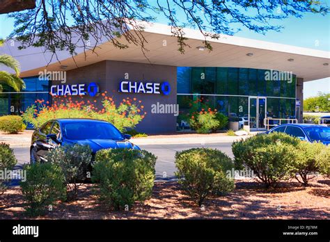 Chase Bank modern style building in Tucson, AZ Stock Photo - Alamy