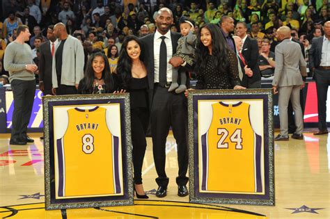 Vanessa Bryant Had Blunt Message For Fans At Kobe Statue Unveiling ...