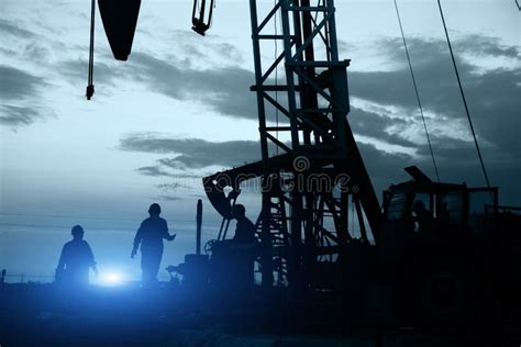 The Oil Workers are Working Stock Photo - Image of petroleum, industry: 125506090