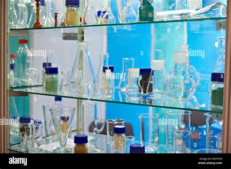 Flasks in the chemical laboratory Stock Photo - Alamy