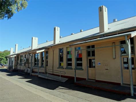 Westbourne Park. Westbourne Park School built 1914. Nice A… | Flickr