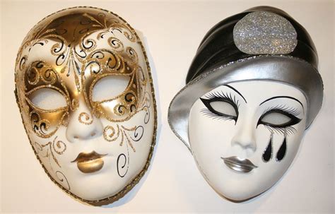 Carnival Masks, Carnival Costumes, Circus Aesthetic, Venetian Masquerade Masks, Ceramic Mask ...