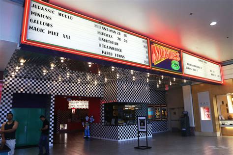 Cinemark Movies 8 in Hanford, CA - Cinema Treasures