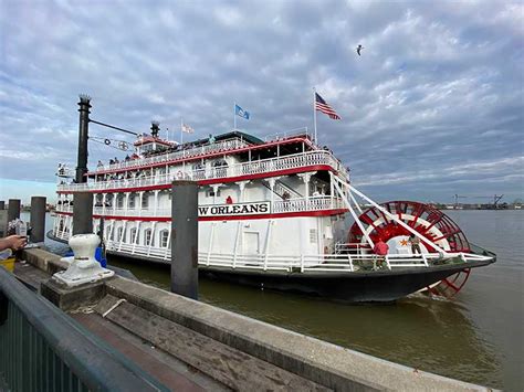 A Weekend in New Orleans: Mardi Gras, Cajun Food and History!