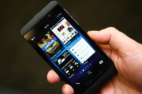 British smartphones fetch up to £1,000 on black market | The Times