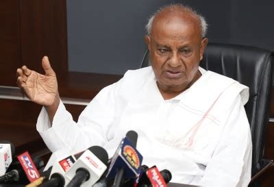 Former PM Deve Gowda, his wife tests Covid positive - The English Post ...