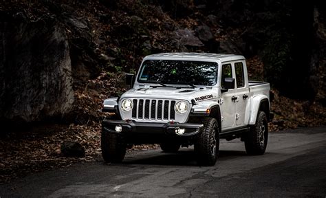 2020 Gladiator Rubicon - White | Jeep Gladiator (JT) News, Forum ...