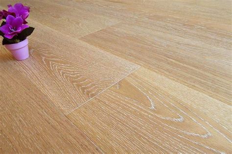 Parquet Rovere e Pavimenti Rovere, a prezzi di fabbrica | Pavimenti, Parquet, Pavimentare in legno