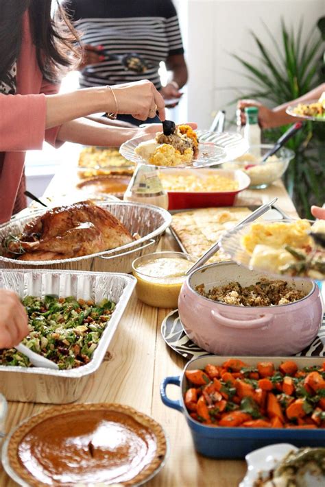 Friendsgiving Food Ideas + Friendsgiving Recipe Inspiration