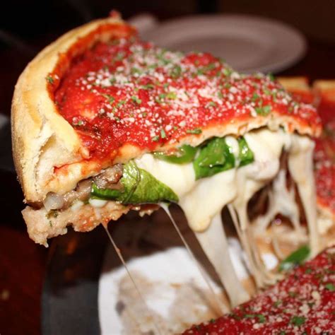 50 Best Pizza Places in Chicago, Ranked | UrbanMatter