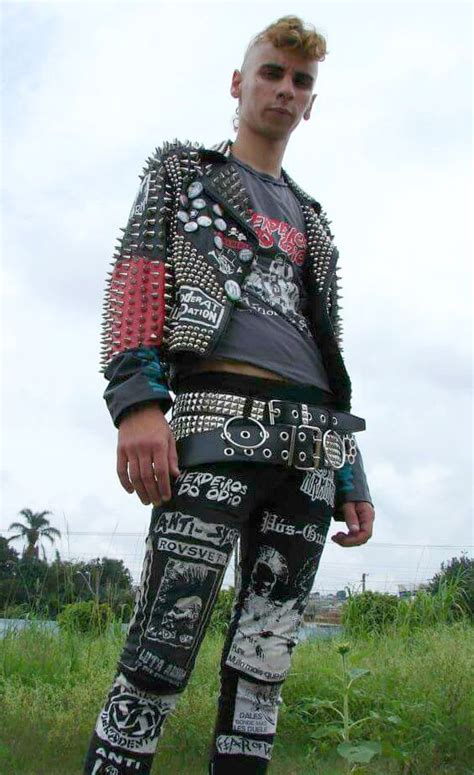 Punk Punk Boy, 70s Punk, Afro Punk, Rocker Look, Punk Rocker, Punk Outfits, Cool Outfits, Crust ...