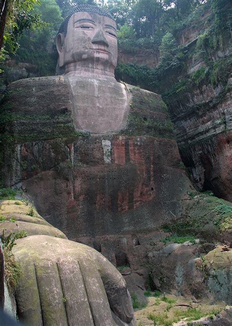 Leshan- the world's largest buddha - Suzanne Lovell Inc.