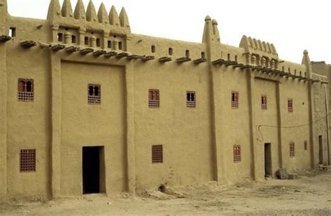 How the City of Mud Stays Standing: Meet the Masons of Djenné, Mali ...