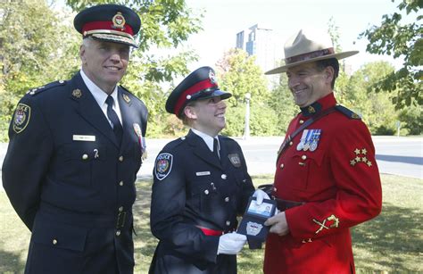 Should the Chief of Police be bilingual? | Vie française dans la capitale