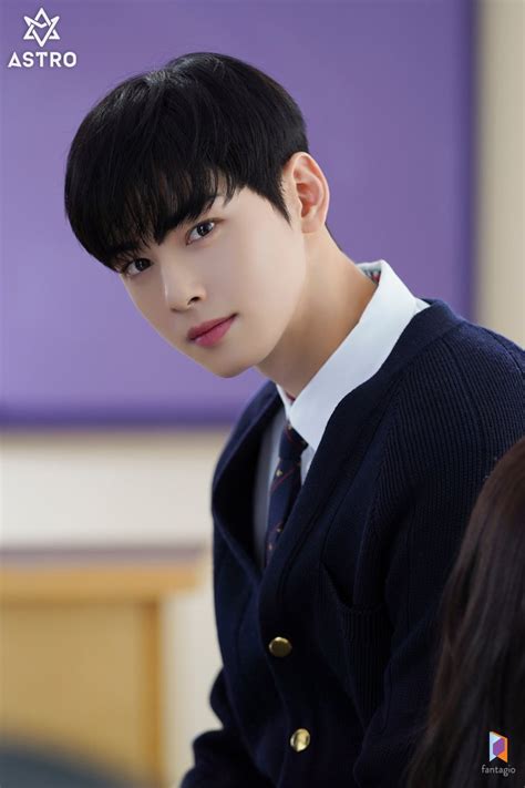 Photos Of ASTRO's Cha EunWoo as Lee SuHo From Drama "True Beauty ...