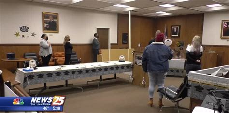 A special graduation at the Harrison County Circuit Courtroom - WXXV ...