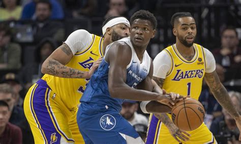 Lakers vs. Timberwolves: Lineups, injury reports and broadcast info for Saturday - Yahoo Sports