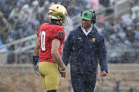 Notre Dame Fighting Irish quarterbacks: How promising does the loaded ...