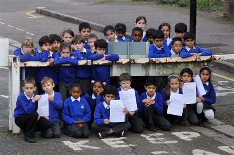 Primary school expansion 'causing traffic chaos' - MyLondon