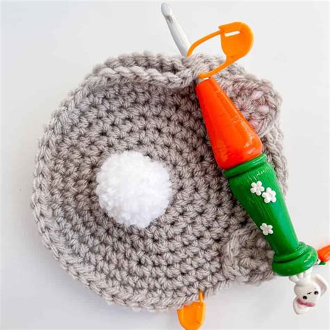 Crochet Bunny Tail Towel Topper free crochet pattern!