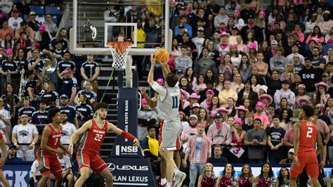 Nevada basketball drops thrilling game in 83-82 loss to New Mexico