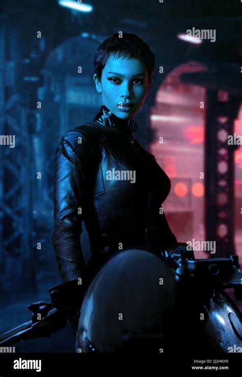 ZOE KRAVITZ in THE BATMAN (2022), directed by MATT REEVES. Credit: DC ENTERTAINMENT/WARNER BROS ...