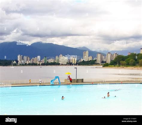 Seaside swimming pool Stock Photo - Alamy