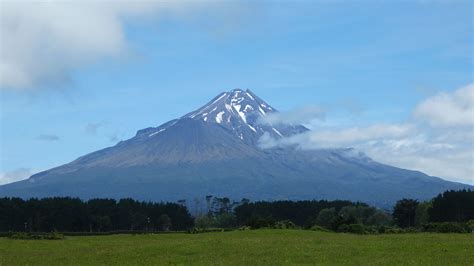 Mount Taranaki – Steffi & Gerry: Trip around the World